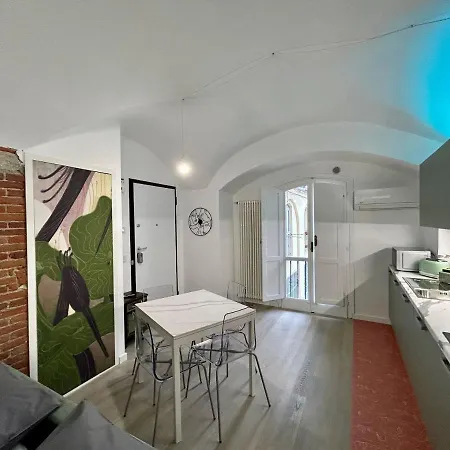 Casa Luna In Giulia Di Barolo Apartment