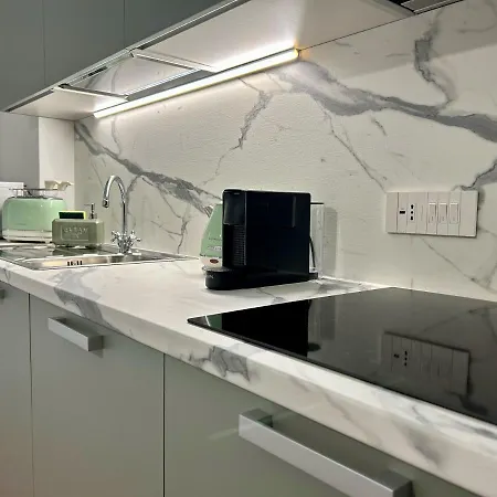 Casa Luna In Giulia Di Barolo Lägenhet *