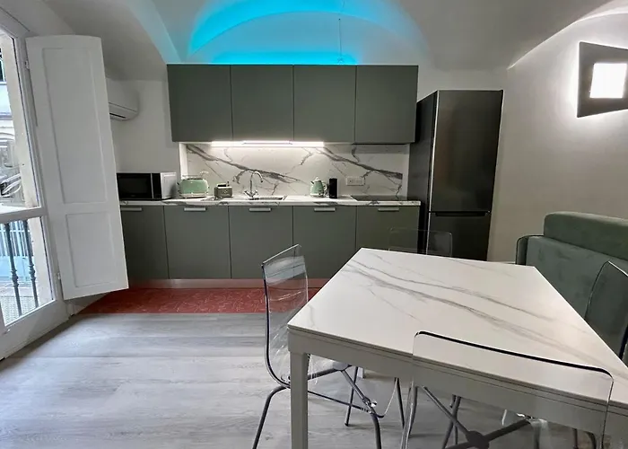 Casa Luna In Giulia Di Barolo